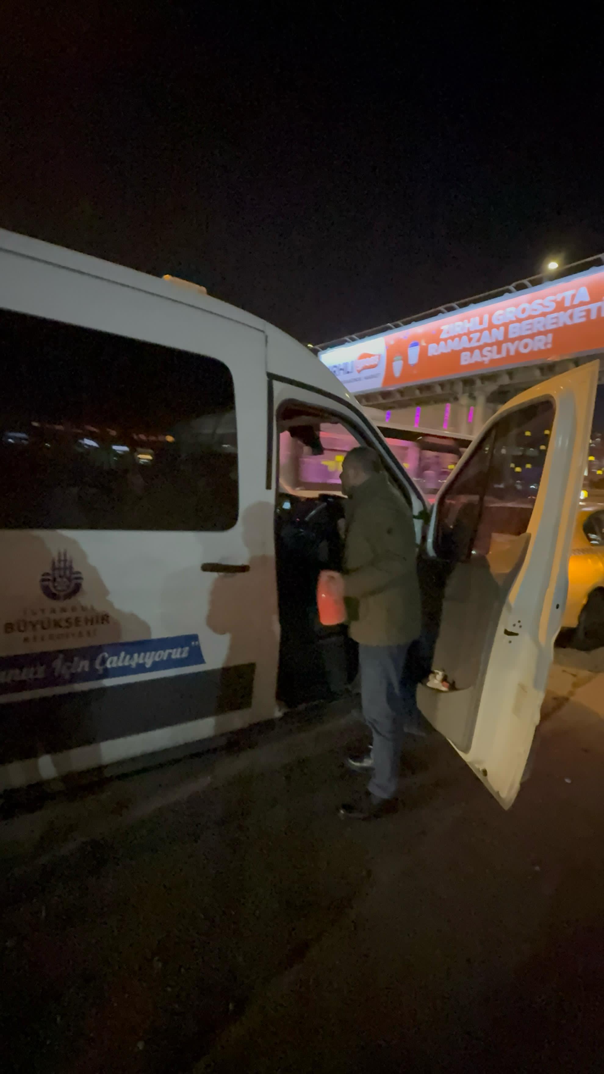 Soğuk kış günlerinde gönülleri ısıtmaya devam ediyoruz